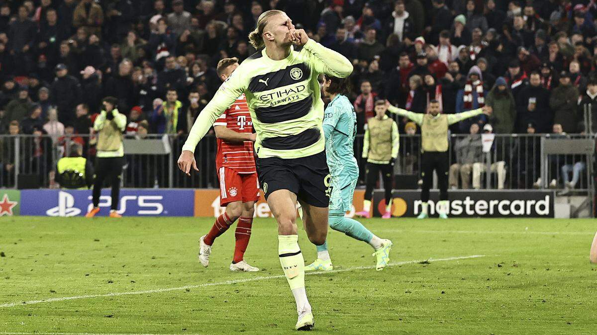 El jugador del Manchester City Erling Haaland celebra tras anotar un gol ante Bayern Munich, en el partido de vuelta de cuartos de final efectuado el 19 de abril de 2023 en Munich.