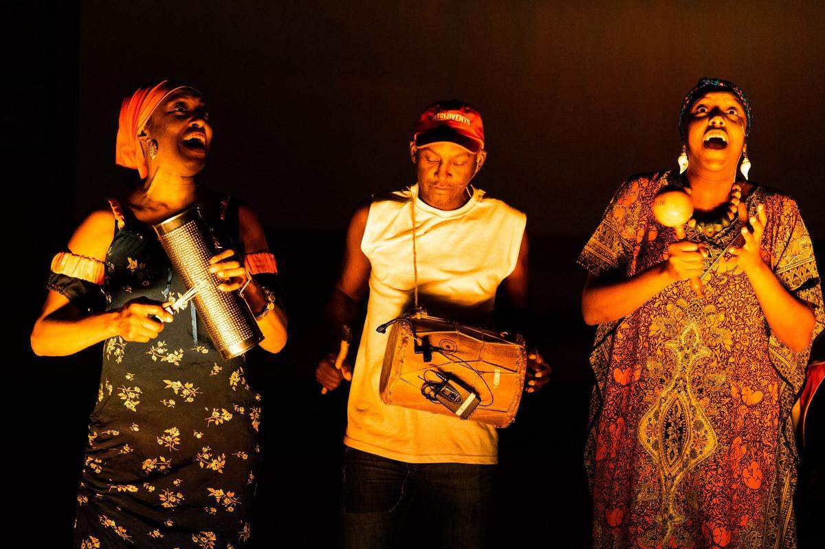 Nereida Machado, Oscar Ruiz y Betsayda Machado.