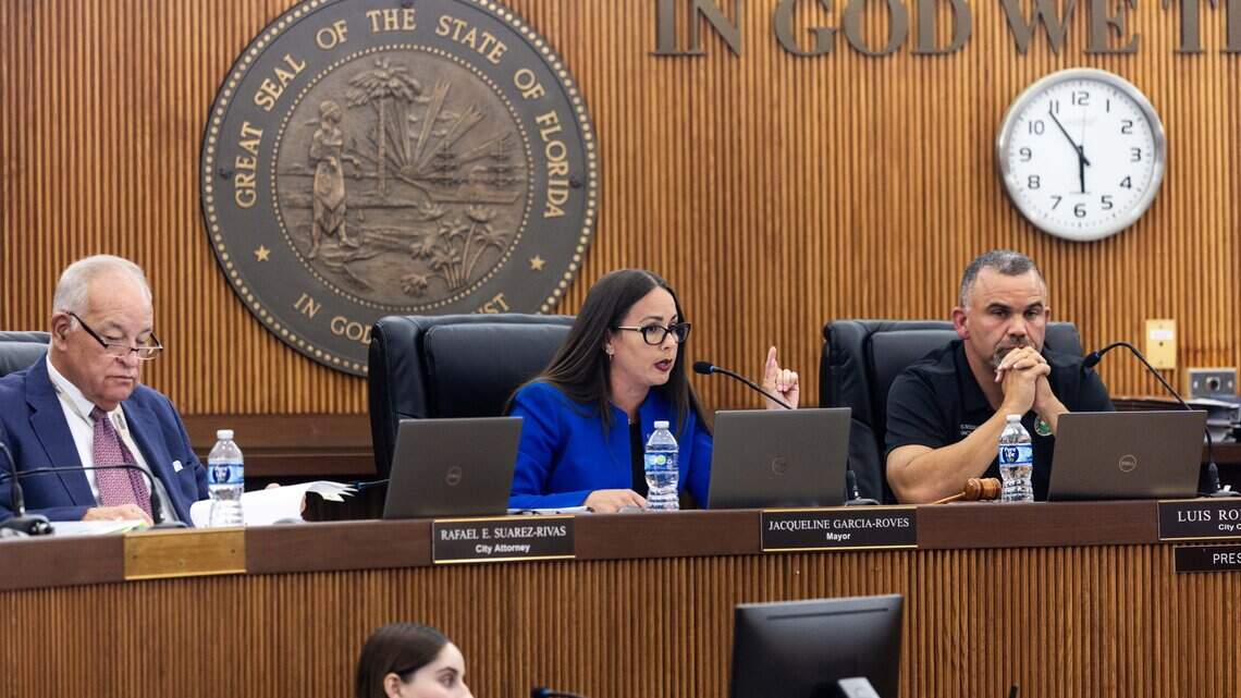 El concejo de Hialeah aprueba un alivio de $200 para los propietarios de viviendas