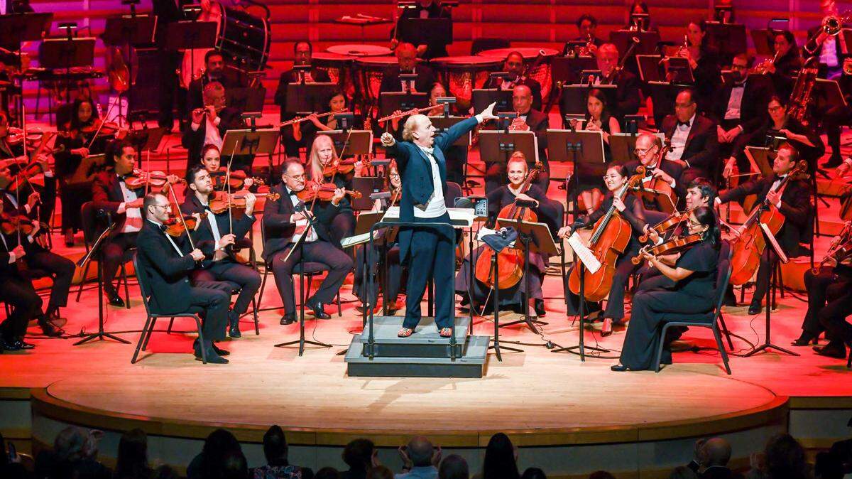 El maestro Eduardo Marturet está al frente de la Orquesta Sinfónica de Miami.