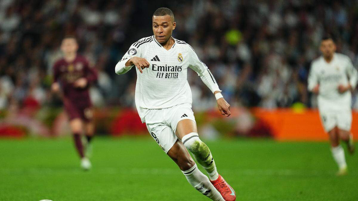 Kylian Mbappé anotó tres goles para el Real Madrid ante el Manchester City en el partido de vuelta de la repesca de la Liga de Campeones, celebrado el 19 de febrero de 2025 en Madrid.
