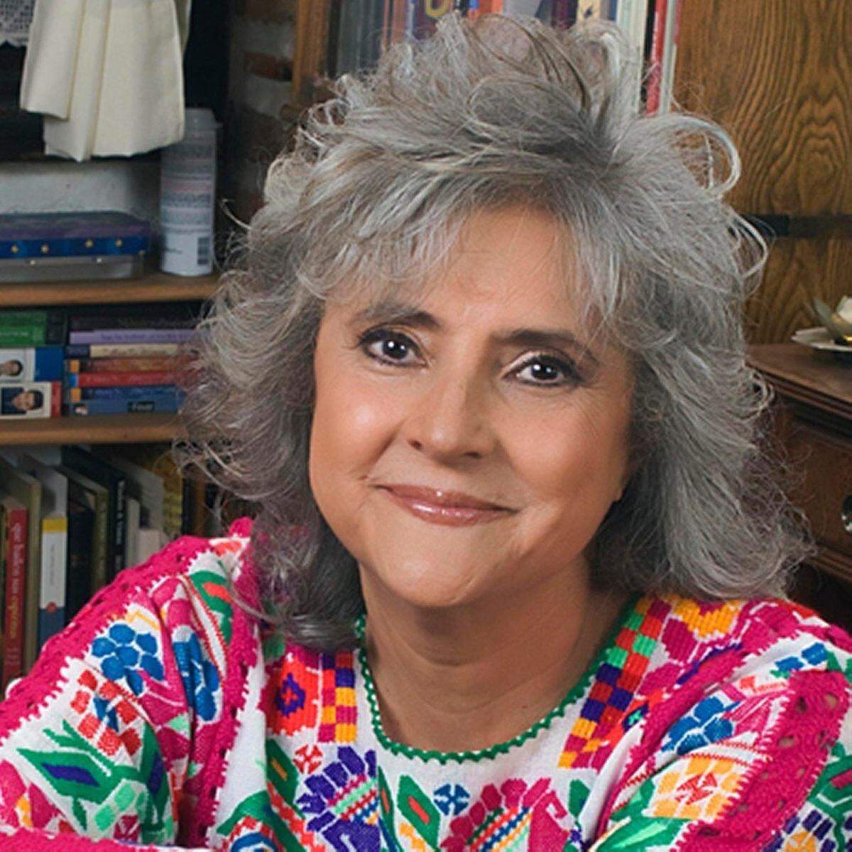 Laura Esquivel presenta su novela más reciente el domingo 11 de noviembre, a las 4 p.m., en Auditorium (Edificio 1, 2° piso. Sala 1261).