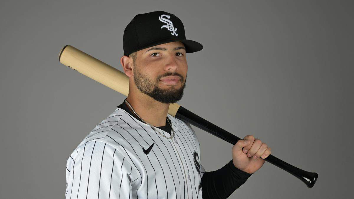 El talentoso jugador de 22 años Edgar Quero se incorporará a la plantilla activa del conjunto de los Medias Blancas de Chicago este jueves, en lo que será un esperado debut para uno de los prospectos más prometedores del béisbol cubano.