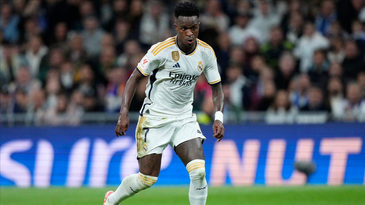 Vinícius Júnior regresará a Valencia en la primera visita del Real Madrid al estadio Mestalla desde que fue objeto de insultos racistas de la afición local la pasada temporada.