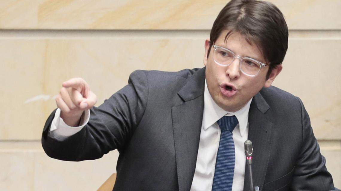 Miguel Uribe, Colombian senator, is critical after being shot in Bogotá. The attack signals worsening security and growing political tensions in Colombia.