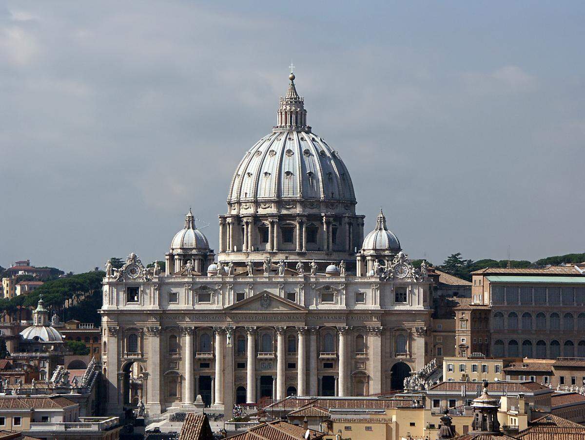 Vista general de la Basílica de San Pedro, en Roma.