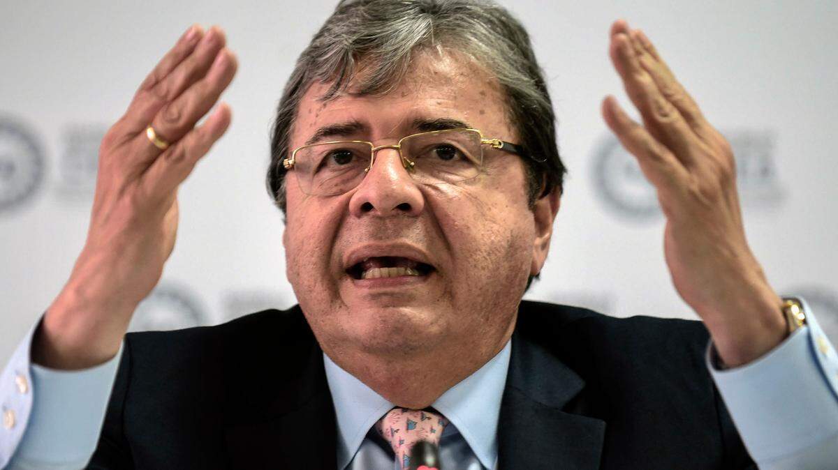 (FILES) In this file picture taken on June 26, 2019 Colombian Foreign Minister Carlos Holmes Trujillo speaks in a press conference during the 49th OAS General Assembly in Medellin, Antioquia Department, Colombia. - The Government of Colombia apologized on September 11, 2020 for case of police brutality that sparked protests. At least 11 people were killed and hundreds wounded after rioting broke out in the Colombian capital Bogota during protests over the death of a man repeatedly tasered by police. (Photo by Joaquin SARMIENTO / AFP) (Photo by JOAQUIN SARMIENTO/AFP via Getty Images)