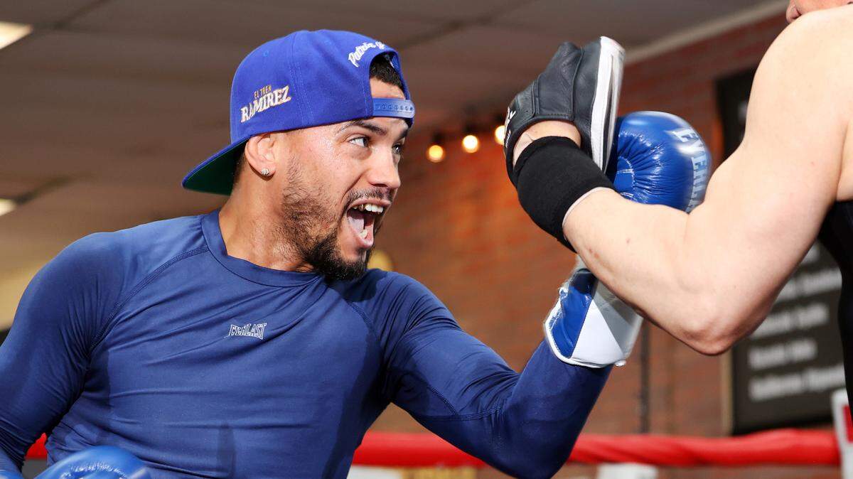 Robeisy Ramírez en plena práctica en el gimnasio de su maestro Ismael Salas, el lunes 10 de abril en Las Vegas.