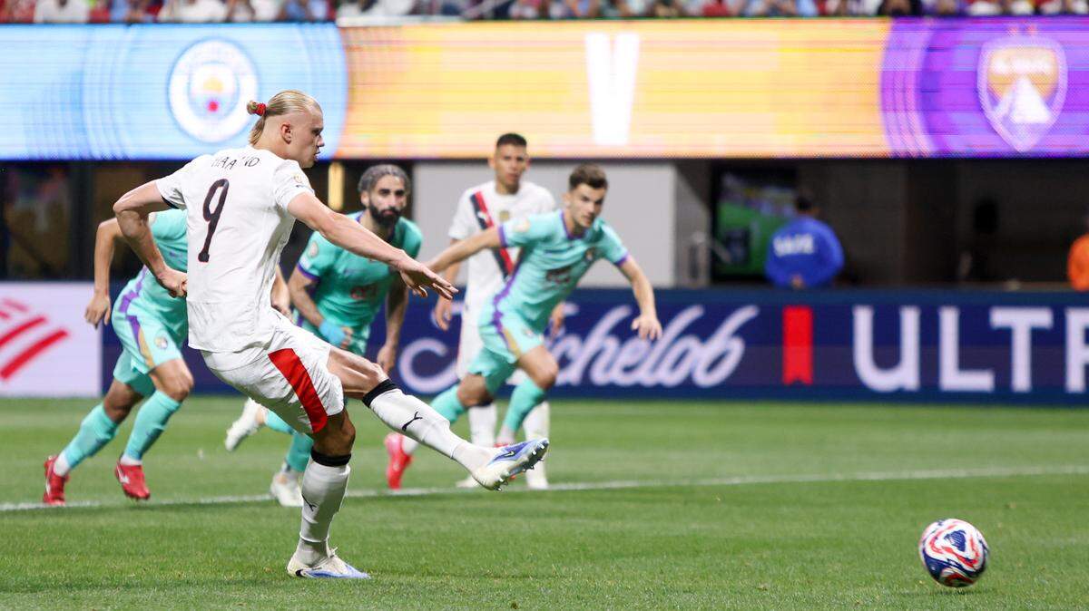 El delantero del Manchester City Erling Haaland anotó un gol de penal en el triunfo de su equipo 6-0 ante Al Ain, en el partido del Mundial de Clubes celebrado el 22 de junio de 2025 en Atlanta, Georgia.