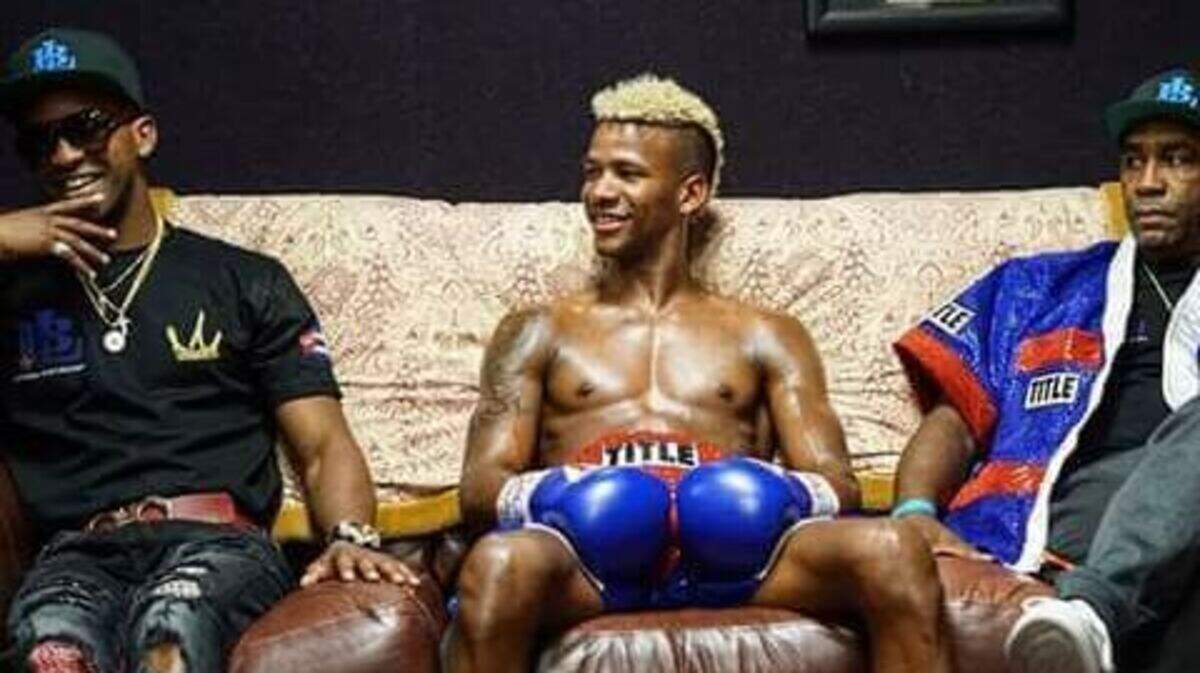 LEDUAN BARTHELEMY (c) junto a su hermano Rances y el legendario Joel Casamayor.