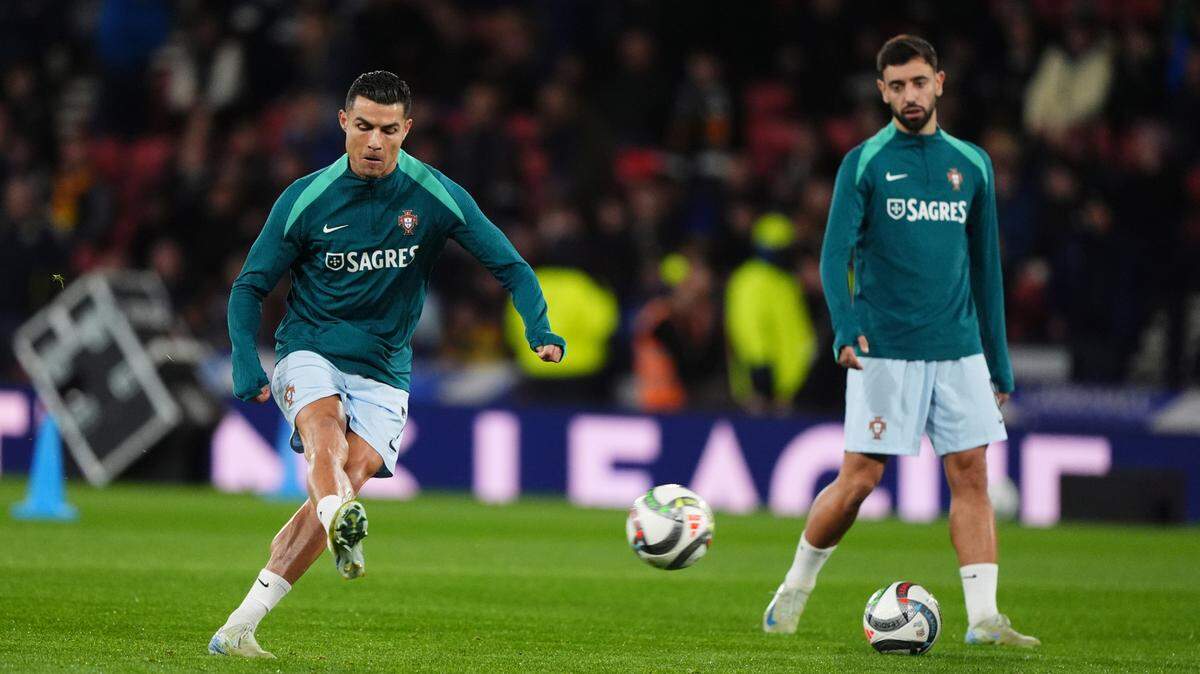 El portugués Cristiano Ronaldo, delantero del Al-Nassr saudí, fue el futbolista mejor pagado en 2024 con ingresos estimados en un total de $285 millones, por delante del argentino Lionel Messi, del Inter Miami, que encajó $135 millones. 