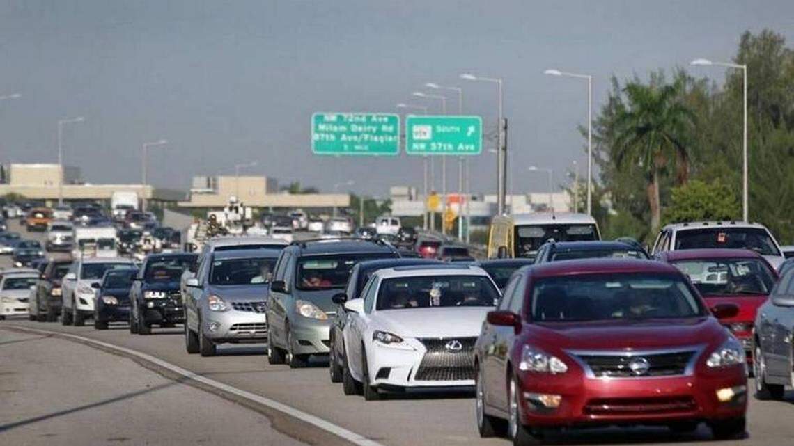 Buenas noticias: Miami podría eliminar un ‘requisito obsoleto’ para conductores este año