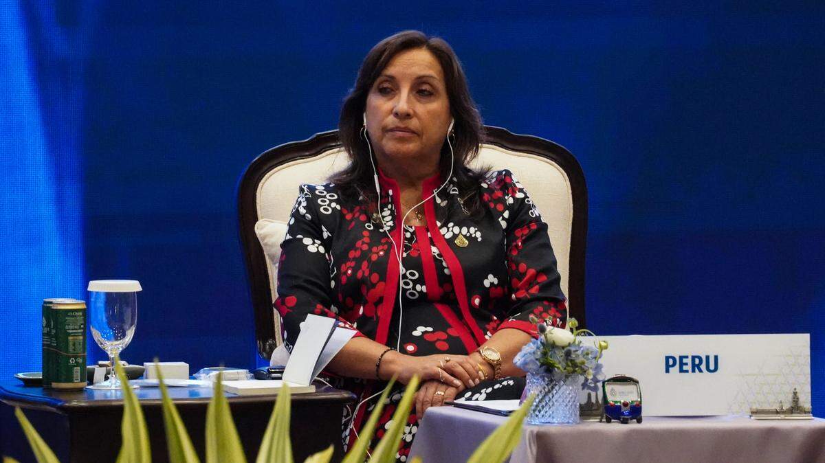 Peru President Dina Boluarte attends the APEC Leader’s Dialogue with APEC Business Advisory Council during the APEC 2022 in Bangkok, Thailand, 18 November 2022. (Photo by Anusak Laowilas/NurPhoto) (Photo by Anusak Laowilas / NurPhoto / NurPhoto via AFP)
