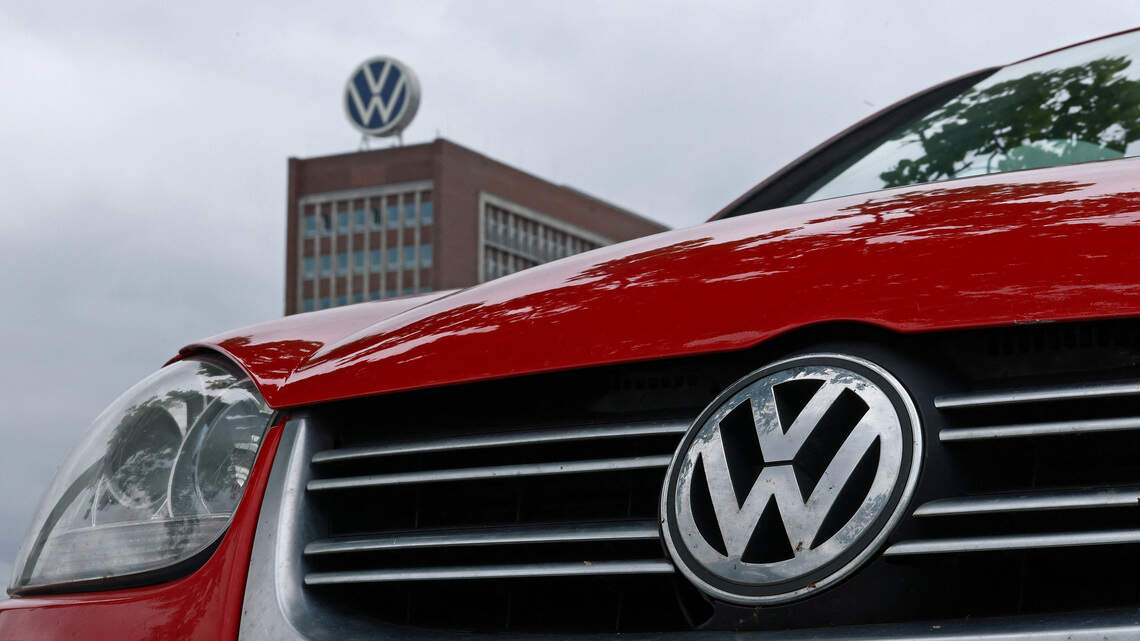 Los trabajadores de Volkswagen amenazan con huelgas si no se restablecen los acuerdos salariales