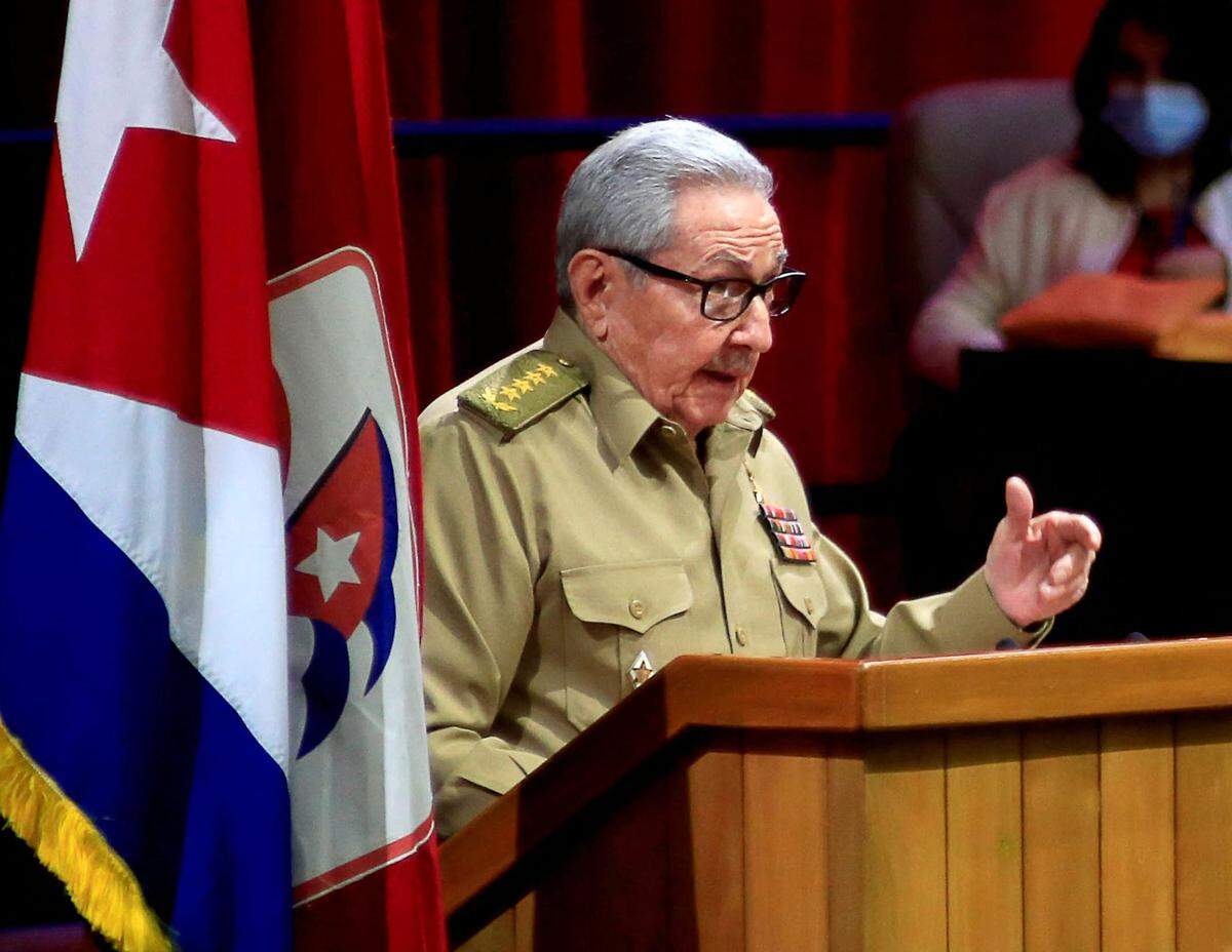 Picture released by Cuban News Agency (ACN) of Cuban First Secretary of the Communist Party Raul Castro speaking during the opening session of the 8th Congress of the Cuban Communist Party at the Convention Palace in Havana, on April 16, 2021. - The 8th Congress of the Cuban Communist Party (PCC) starting Friday will end over six decades of the government of Fidel and Raul Castro, giving way to a new generation. (Photo by Ariel LEY ROYERO / ACN / AFP) / RESTRICTED TO EDITORIAL USE - MANDATORY CREDIT AFP PHOTO / ACN / ARIEL LEY ROYERO - NO MARKETING NO ADVERTISING CAMPAIGNS -DISTRIBUTED AS A SERVICE TO CLIENTS (Photo by ARIEL LEY ROYERO/ACN/AFP via Getty Images)