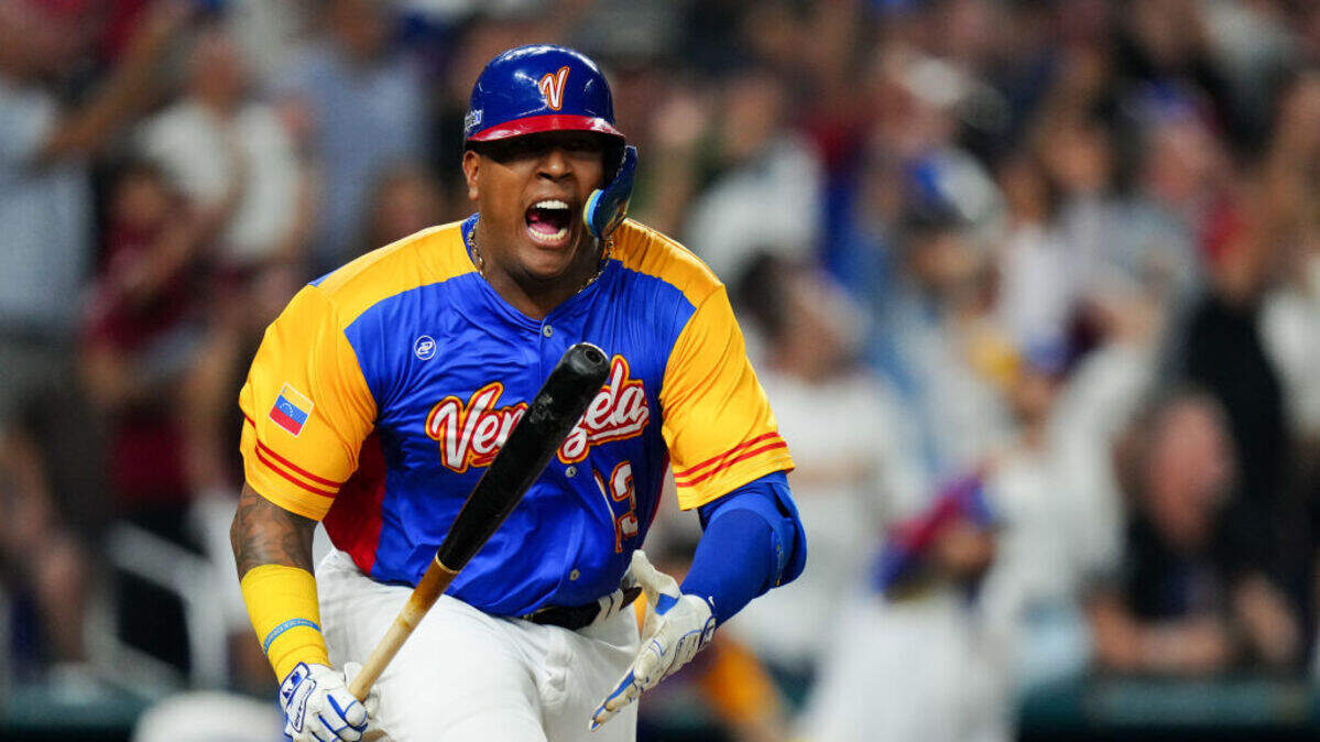 Con una brillante carrera en Grandes Ligas y el respeto absoluto de sus compañeros, el receptor Salvador Pérez liderará a la selección venezolana en el Clásico Mundial de Béisbol 2026. 