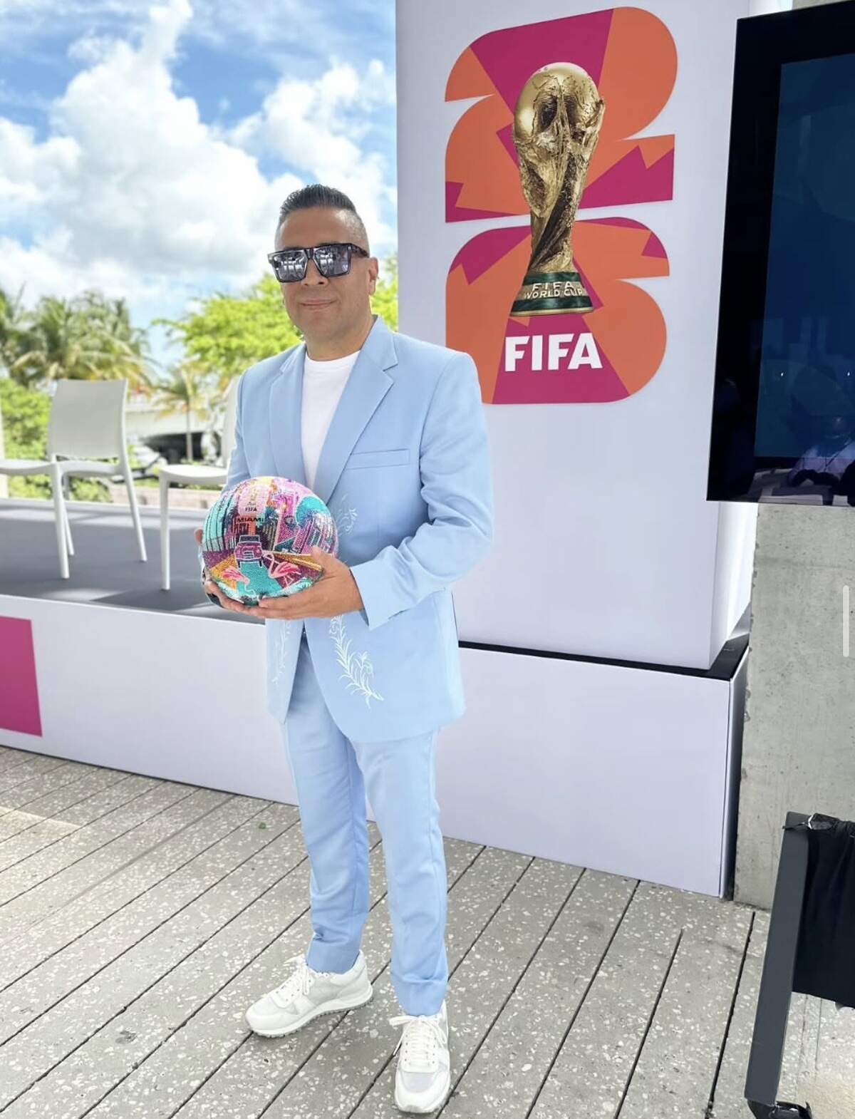 Mr. Bling durante un acto de la FIFA en Miami.