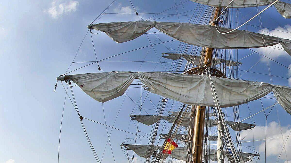 Foto de archivo del 7 de septiembre de 2012 de la fragata argentina "Libertad" en el muelle del Arsenal, en Las Palmas de Gran Canaria.