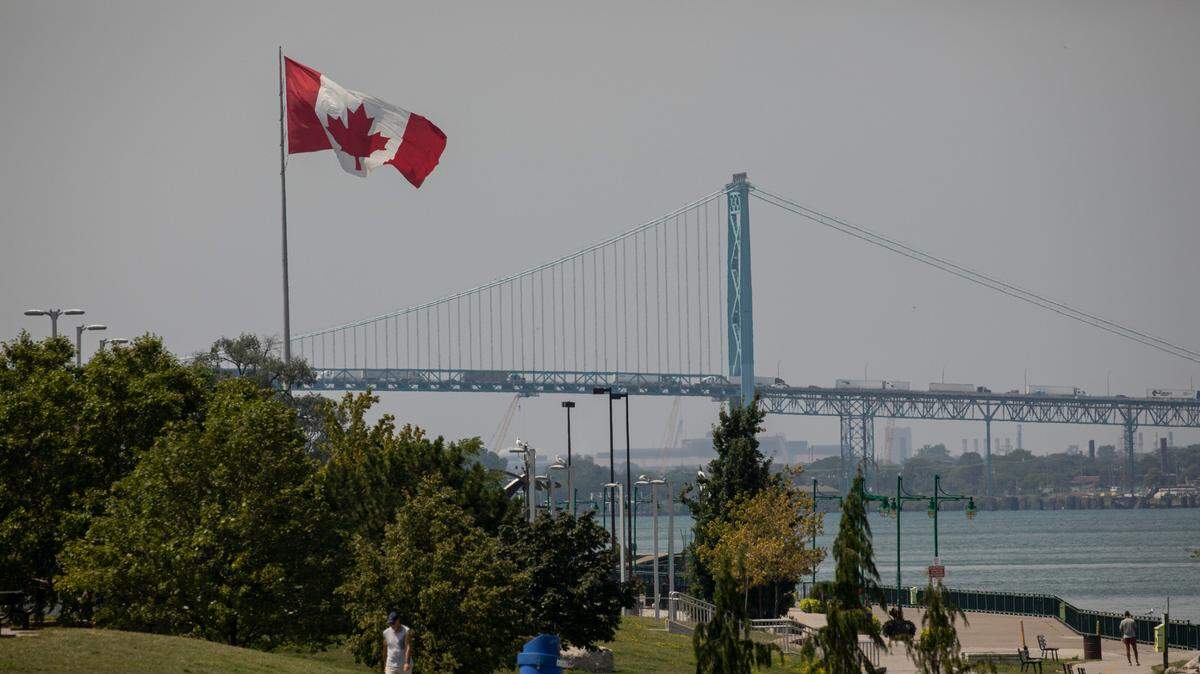 Las autoridades canadienses aseguraron en noviembre de 2024 que estaban en “alerta máxima” vigilando la frontera con Estados Unidos, ante una eventual oleada de migrantes tras el triunfo de Donald Trump en las elecciones presidenciales.