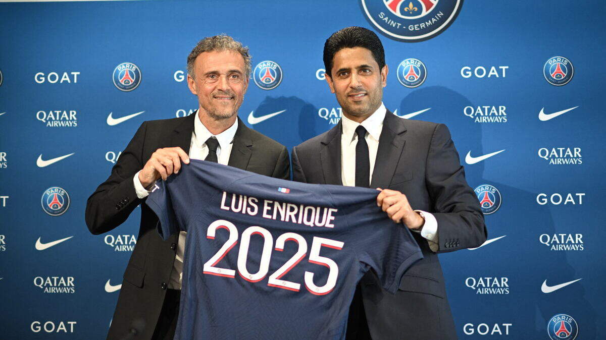 Luis Enrique prometió este miércoles un fútbol “ofensivo” con espectáculo al frente del Paris Saint-Germain y aceptó el reto de ganar la Liga de Campeones, aunque el club no le garantiza la continuidad de su estrella Kylian Mbappé.