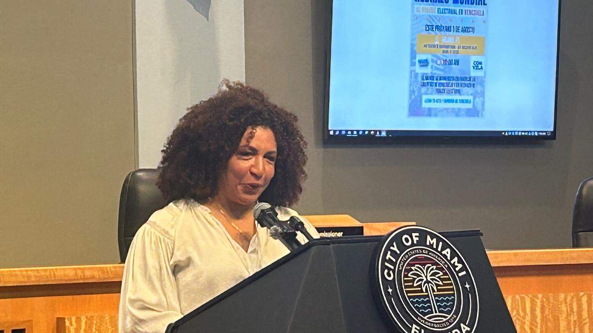 María Teresa Morín, coordinadora del Comando Con Vzla en Estados Unidos, convocó a una manifestación en Miami contra el “fraude electoral”, en una rueda de prensa el 2 de agosto de 2024 en Miami.