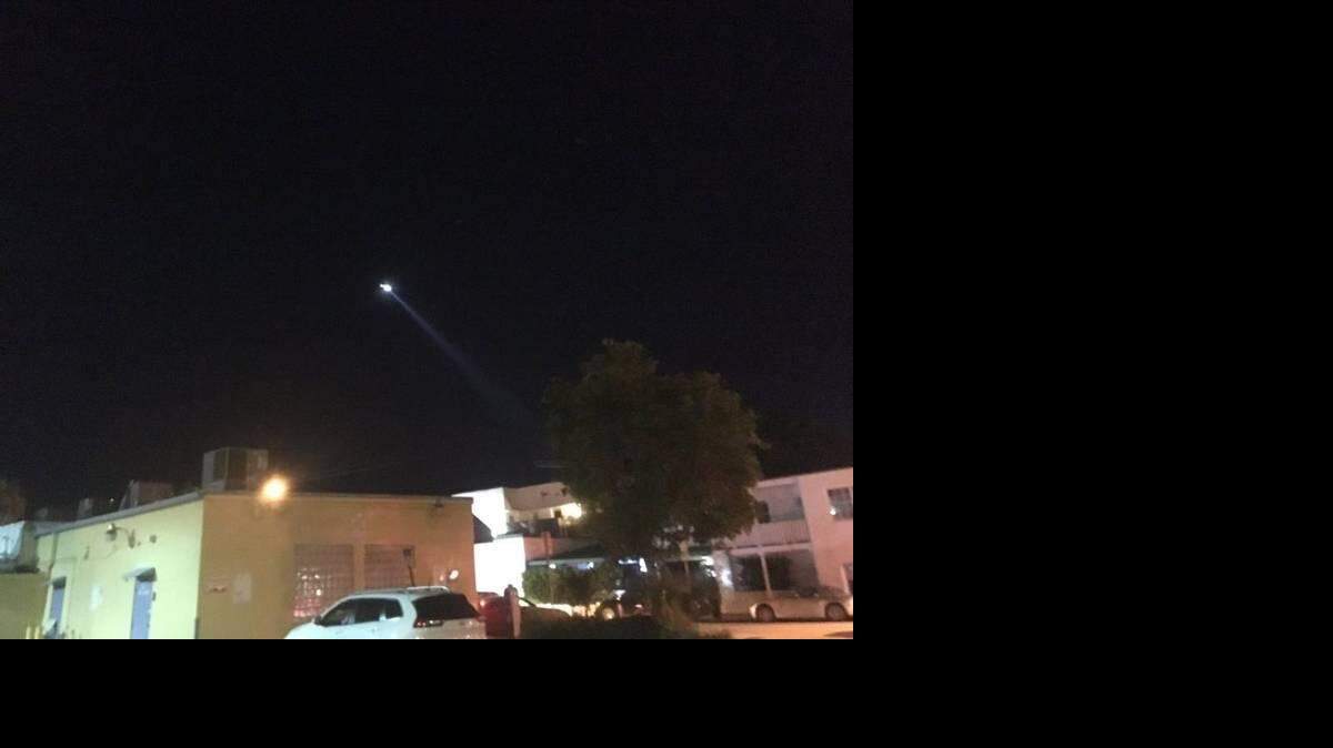 Un helicóptero de la policía cerca del lugar donde tuvo lugar un tiroteo en Miami Beach. Martin Vassolo-Miami Herald