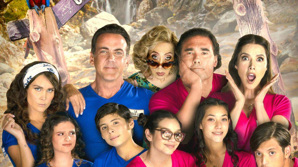 Carlos Ponce, Verónica Montes, Eduardo Yáñez, Marlene Favela y elenco infantil.