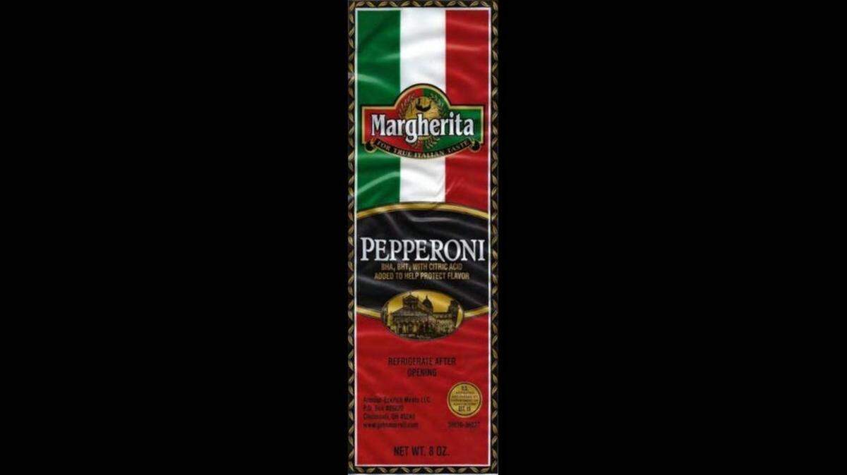 Unos 21,980 paquetes de ocho onzas de tallitos de pepperoni de la marca Margherita se ordenaron recoger de tiendas de todo el país.