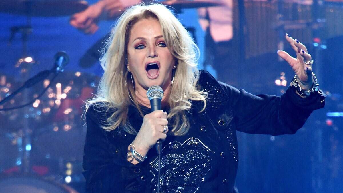 LONDON, ENGLAND - MARCH 03: Bonnie Tyler performs on stage during Music For The Marsden 2020 at The O2 Arena on March 03, 2020 in London, England. (Photo by Gareth Cattermole/Gareth Cattermole/Getty Images)