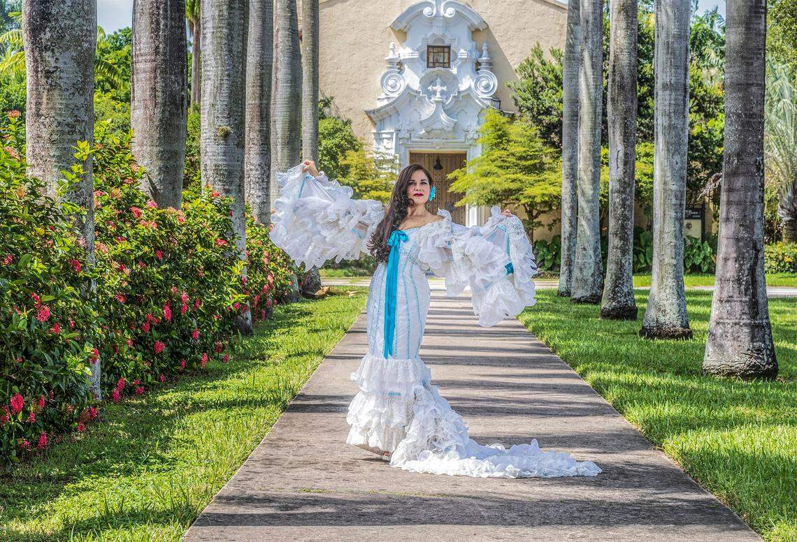 La artista, que ha brillado en los más importantes escenarios operísticos encarnando las más famosas heroínas de Verdi, Donizetti, Bellini, Massenet y otros, está muy entusiasmada con esta nueva oportunidad de encarnar a la cubana Cecilia Valdés.