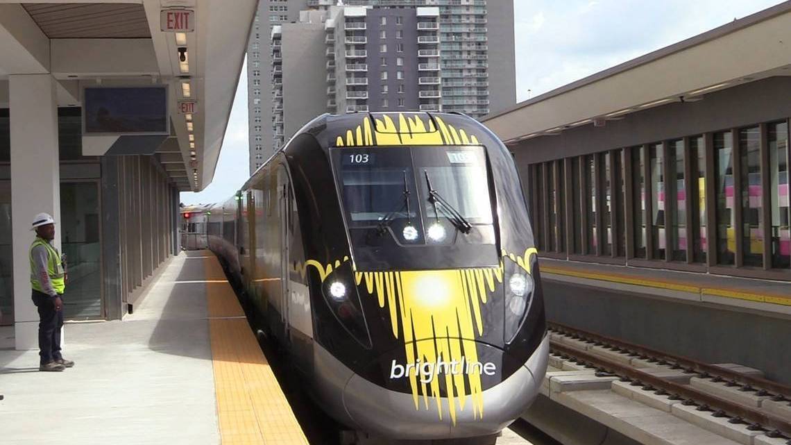 Brightline alcanza una velocidad vertiginosa con pruebas entre Orlando y Cocoa
