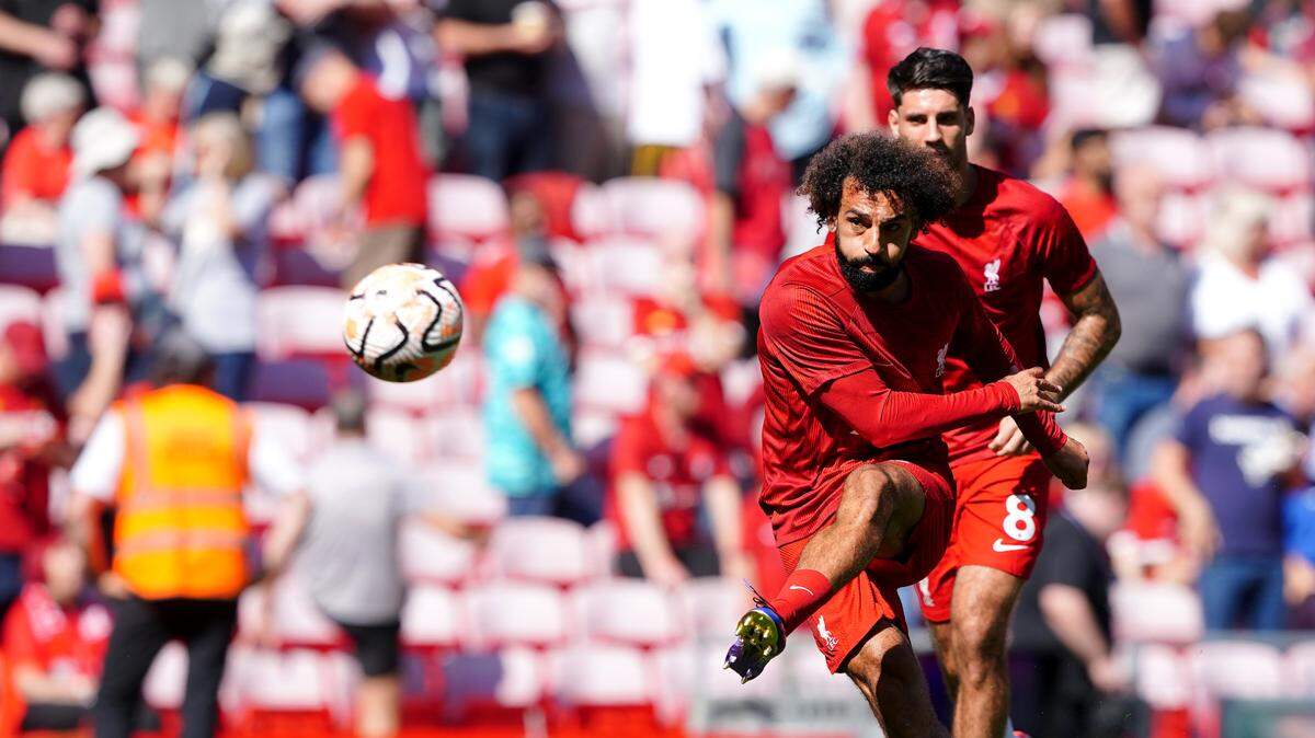 Mohamed Salah dejó de lado las intensas especulaciones sobre su futuro y anotó en la  dominante victoria por 3-0 el domingo del Liverpool ante el Aston Villa y con esto el equipo de Jürgen Klopp llegó a tres victorias consecutivas en la Liga Premier.