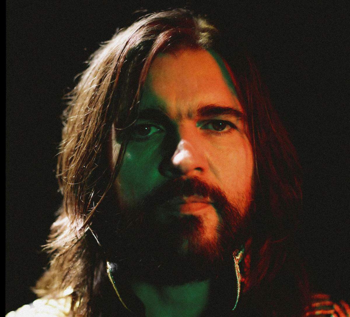 Juanes repasa clásicos del cancionero de varias épocas en su disco ‘Origen’.