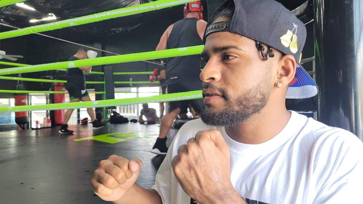 Damián Lescaille espera que le comuniquen su próximo rival para seguir escalando en el ring.