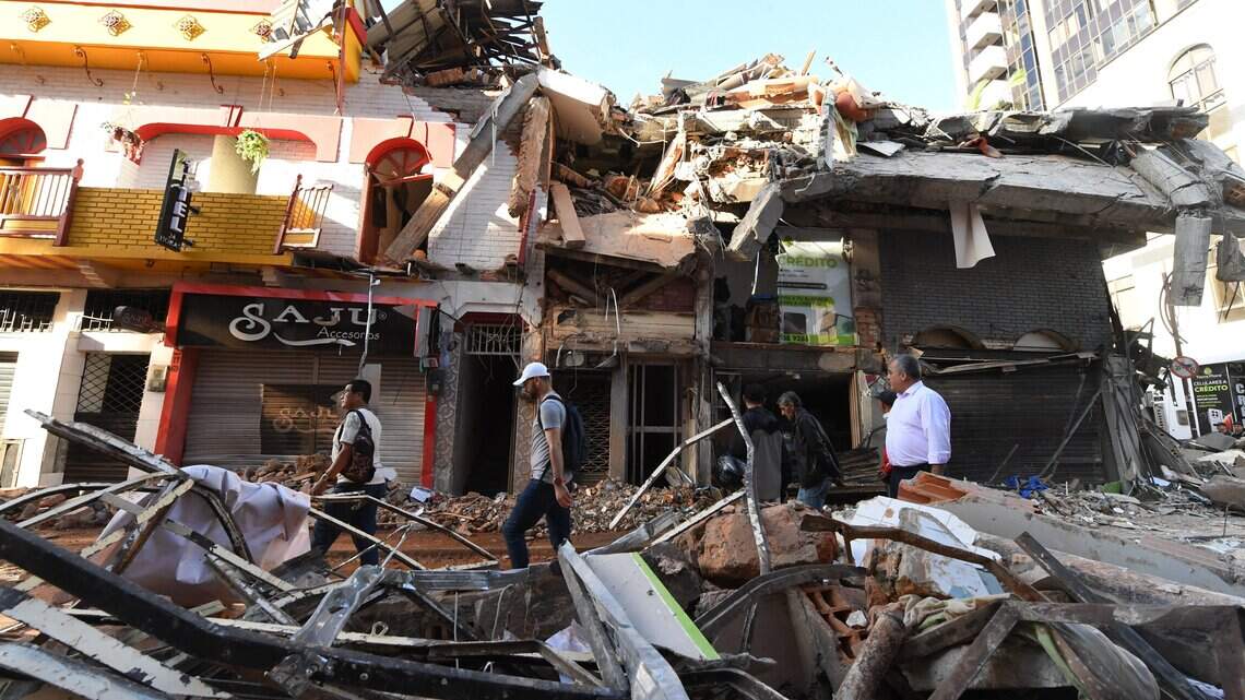 Sube a 181 la cifra de muertos tras potente terremoto en Colombia