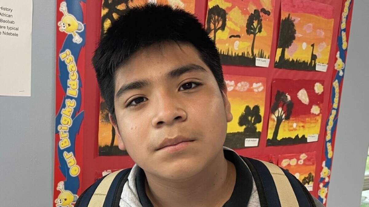 Francisco Reymundo, un niño guatemalteco que reside en Homestead, Condado Miami-Dade, sufre de una grave enfermedad que amenaza a su visión. Sus maestros están solicitando ayuda.