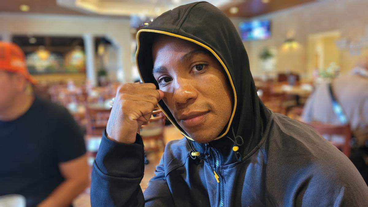 El venezolano Leonardo Padilla peleará por segunda vez en Estados Unidos, pero por primera vez en Miami cuando enfrente este viernes en el Hotel y Casino Miccosukee al mexicano José Antonio Meza.