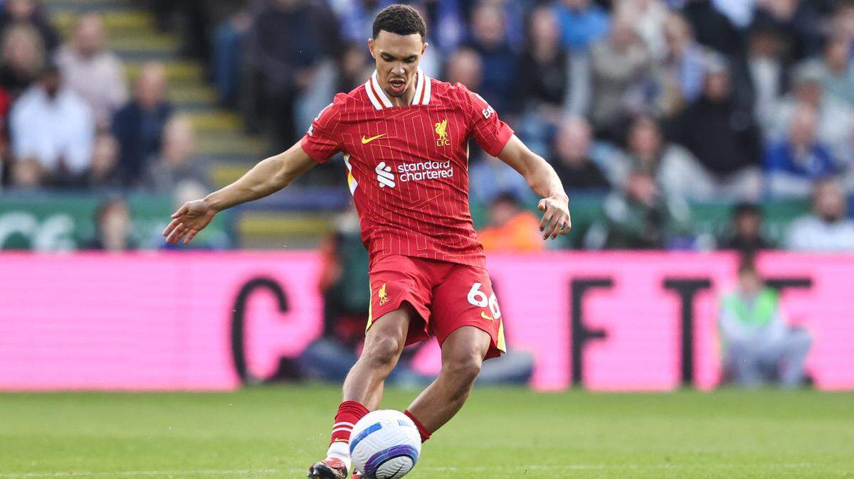 Trent Alexander-Arnold abrió el cerrojo del Leicester para dar la victoria 1-0 al Liverpool, que queda ya a un paso de proclamarse campeón de la Premier League, y descender a segunda división al equipo rival, este domingo en la 33ª jornada.