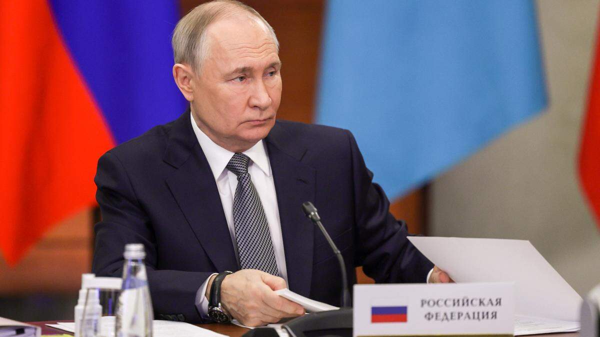 El presidente de Rusia, Vladímir Putin, asiste a una reunión del Consejo Supremo Económico Euroasiático en el complejo de esquí Igora, al norte de San Petersburgo el 26 de diciembre de 2024.