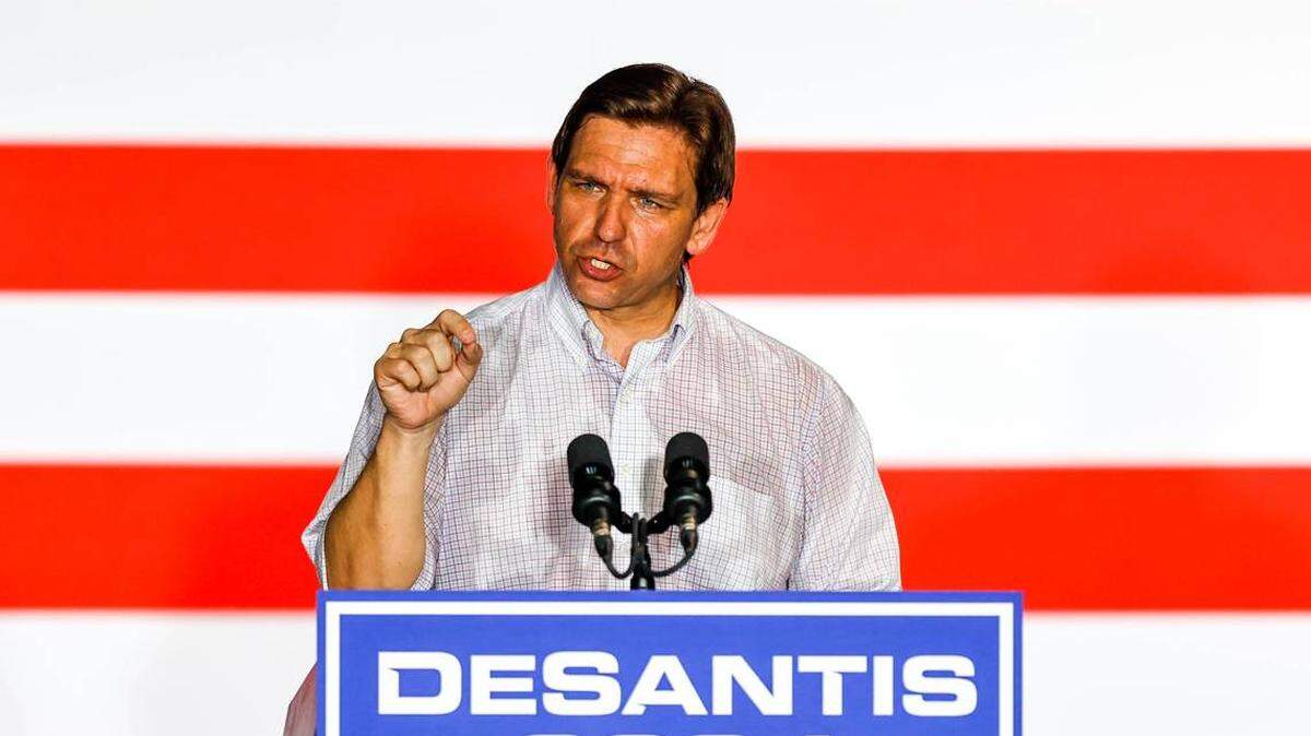 El gobernador de la Florida Ron DeSantis en un evento de campaña en Tulsa, Oklahoma, el 10 de junio de 2023.  DeSantis busca la nominación republicana para la presidencia del país. 