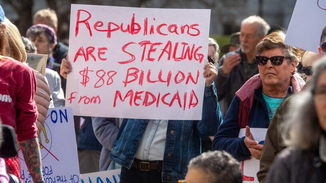 Verificando cinco mitos sobre los latinos y Medicaid