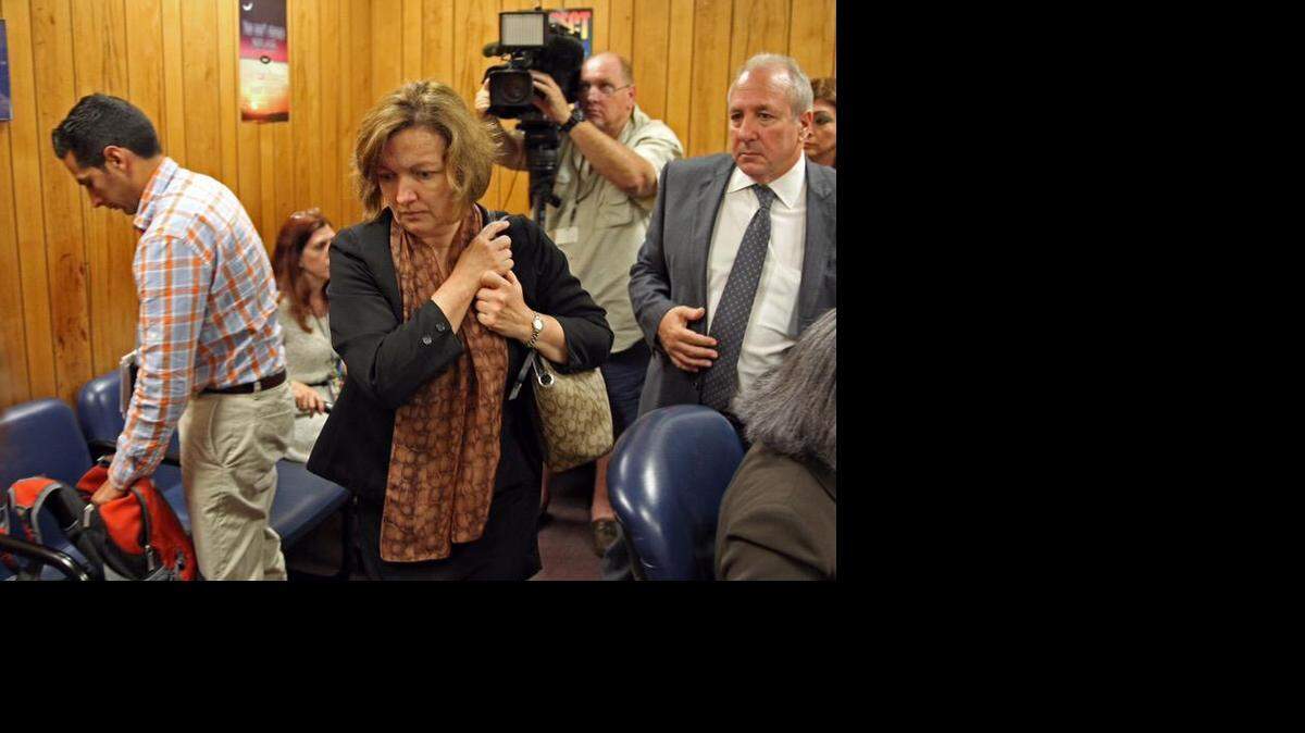  La cónsul general canadiense en Miami, Roxanne Dubé estuvo presente en la breve audiencia.