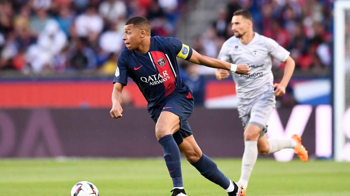Kylyan Mbappé le comunicó formalmente al Paris Saint-Germain que no prolongará su contrato, que concluye el 30 de junio de 2024, y el club se plantea traspasarle para que no salga gratis, informa L’Equipe.