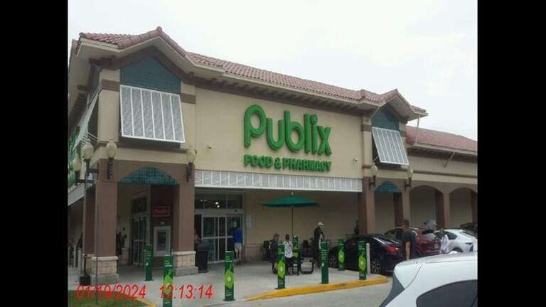Publix entre las tiendas afectadas por el retiro de alimentos que podrían contener fragmentos de plástico