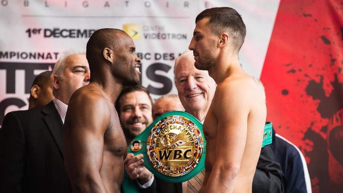 ALEKSANDR GOOZDYK (der.) superó por nocaut en el 11no asalto a Adonis Stevenson.