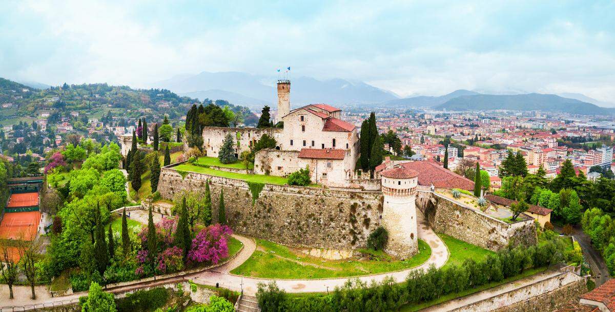 Castillo medieval en Brescia, en el norte de Italia.