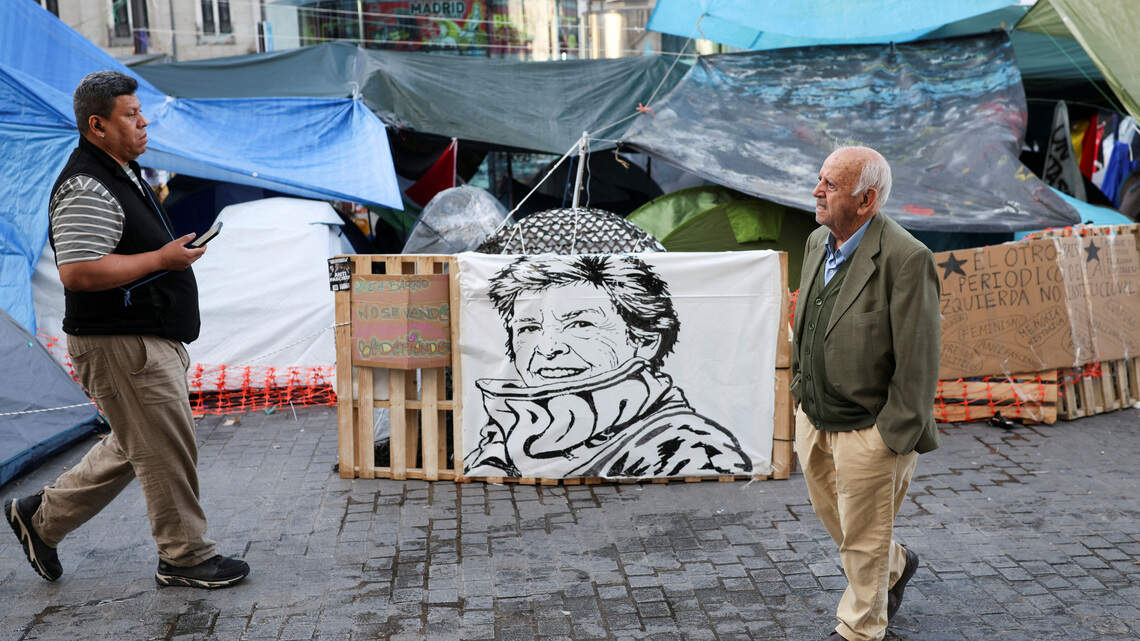 Campamento protesta por vivienda asequible en España se enfoca en huelga general