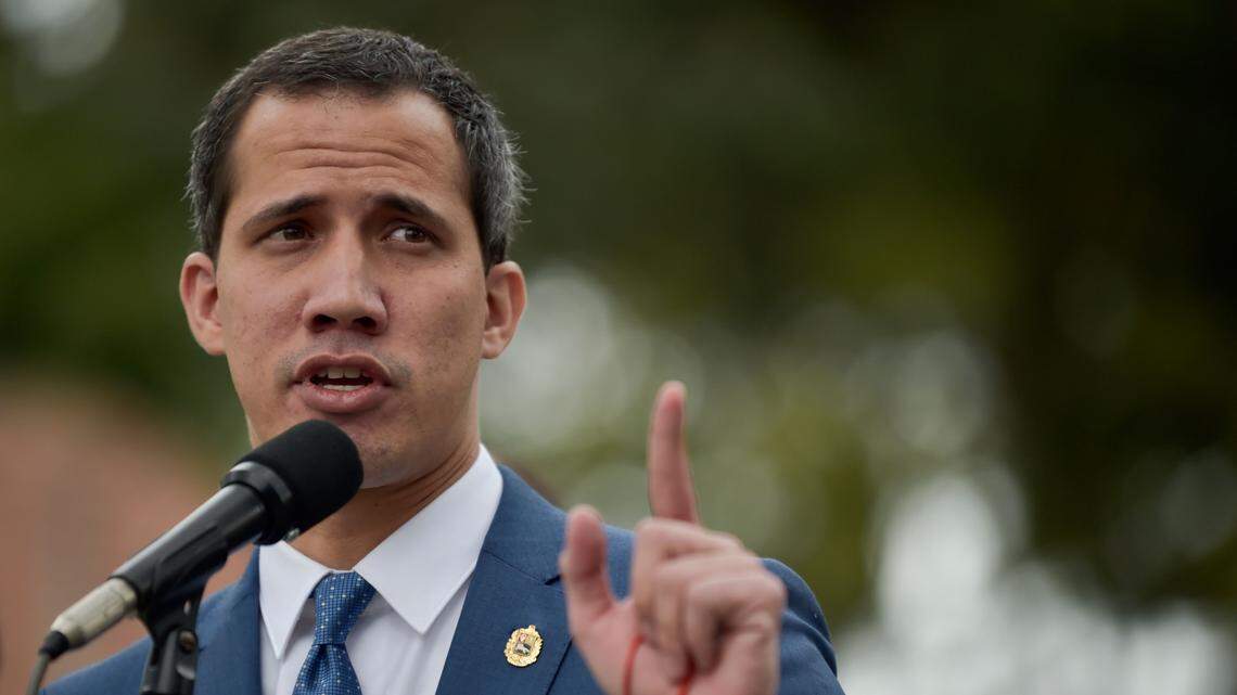 Foto de archivo. El líder de la oposición venezolana, Juan Guaidó, ofrece una conferencia de prensa durante la III Conferencia Ministerial Hemisférica de Lucha contra el Terrorismo en Bogotá, el 20 de enero de 2020.