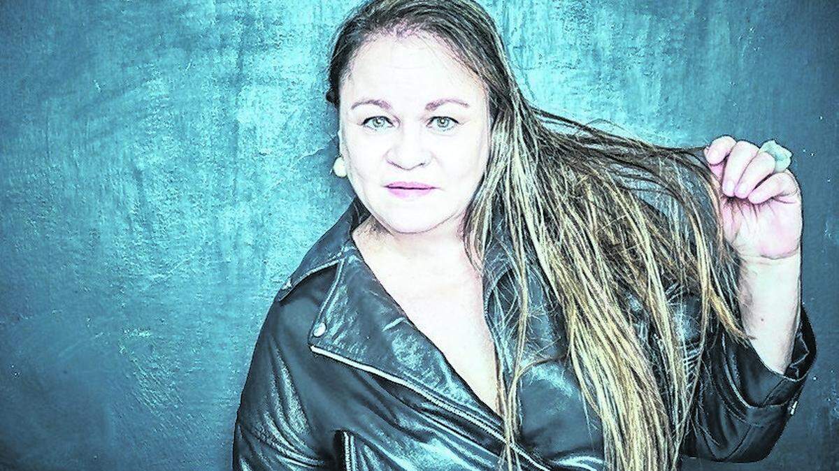 ‘París era una fiesta’ de Zoé Valdés se presenta en la Feria del Libro el domingo 23 de noviembre.
