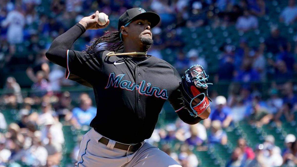 Edward Cabrera luce inmenso en su regreso, pero la ofensiva de los Marlins se muestra chica en Chicago